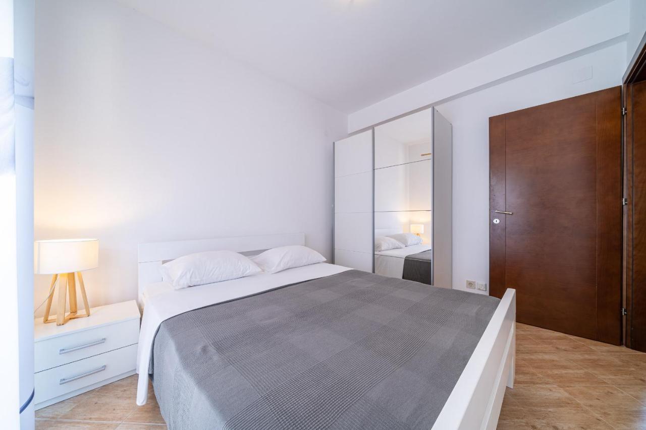 טיווט Apartments Svetlana מראה חיצוני תמונה