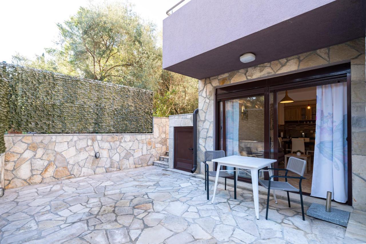טיווט Apartments Svetlana מראה חיצוני תמונה