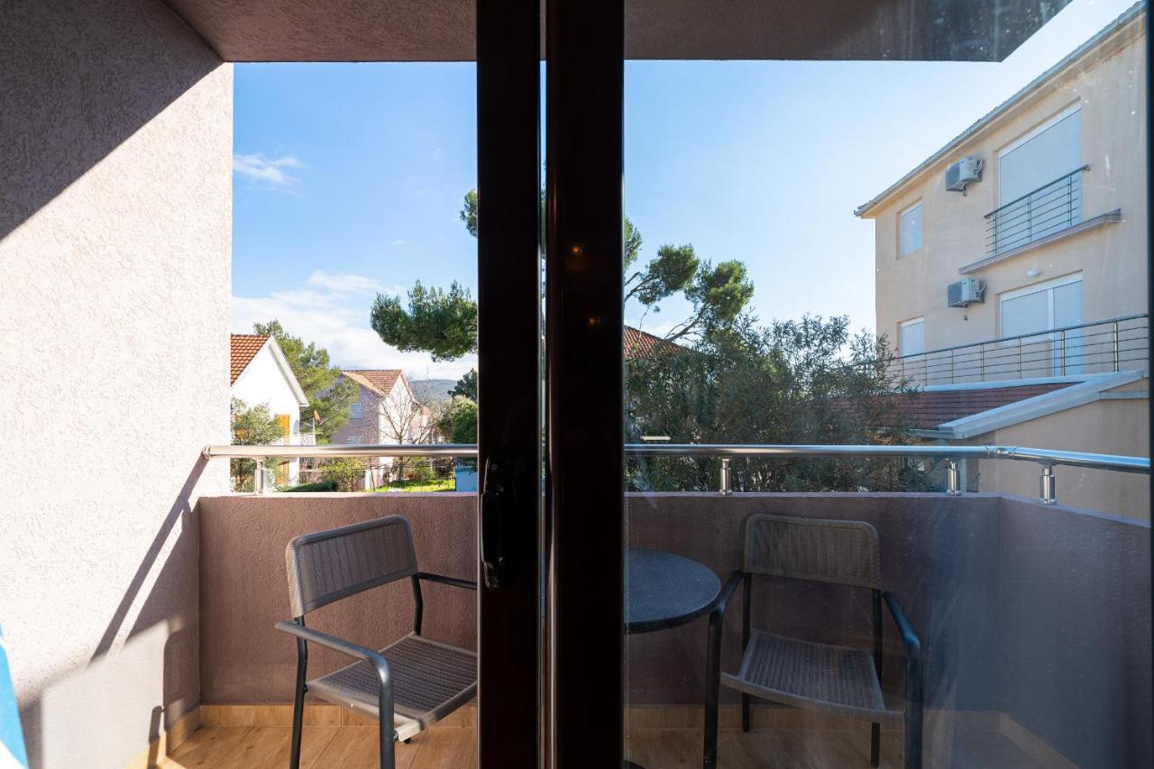 טיווט Apartments Svetlana מראה חיצוני תמונה