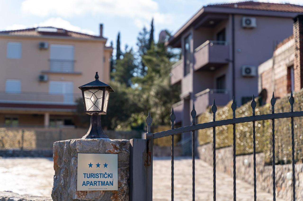 טיווט Apartments Svetlana מראה חיצוני תמונה