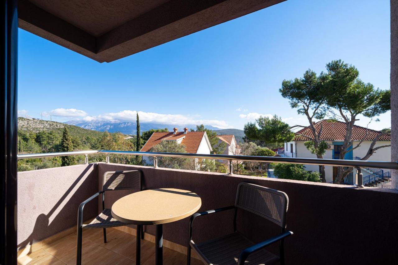 טיווט Apartments Svetlana מראה חיצוני תמונה