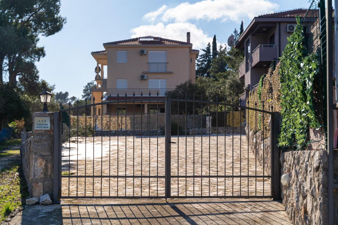 טיווט Apartments Svetlana מראה חיצוני תמונה